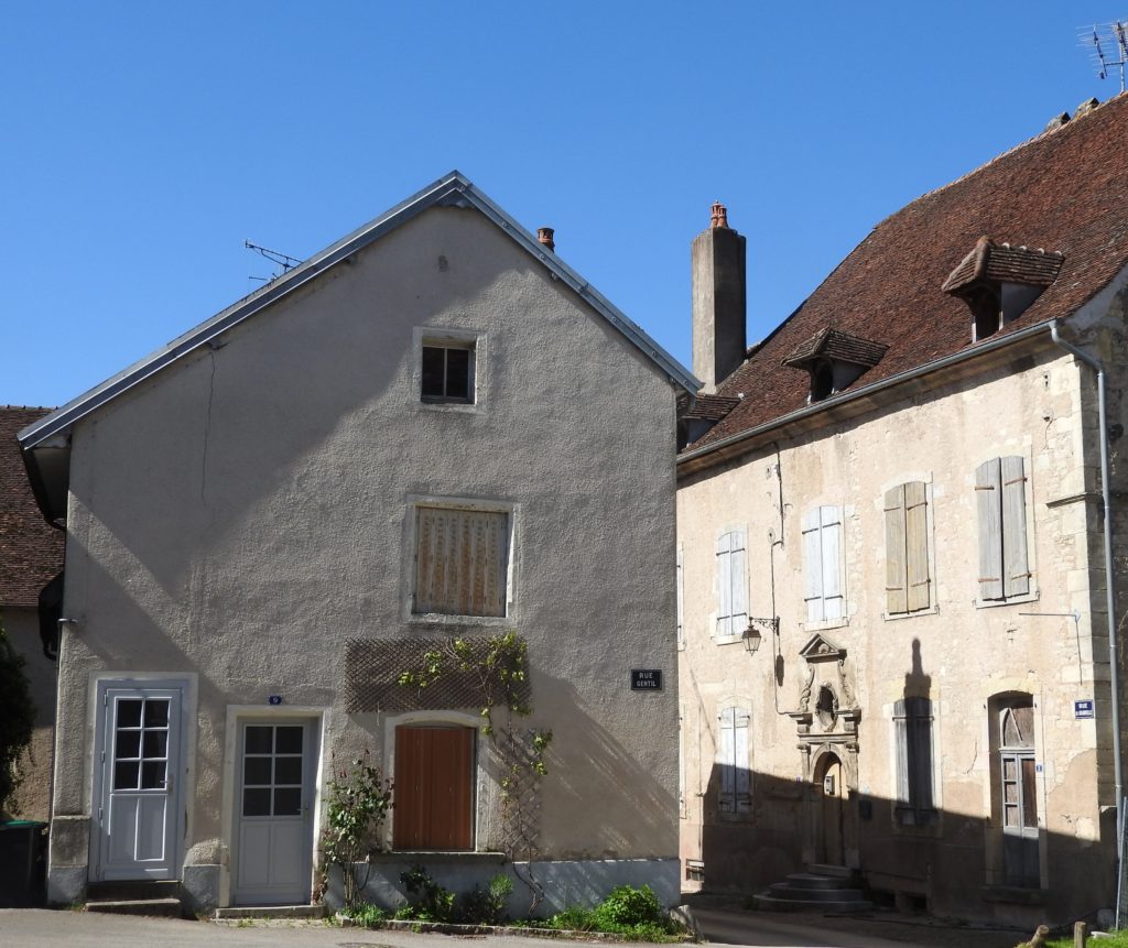 maisons-anciennes-Pesmes