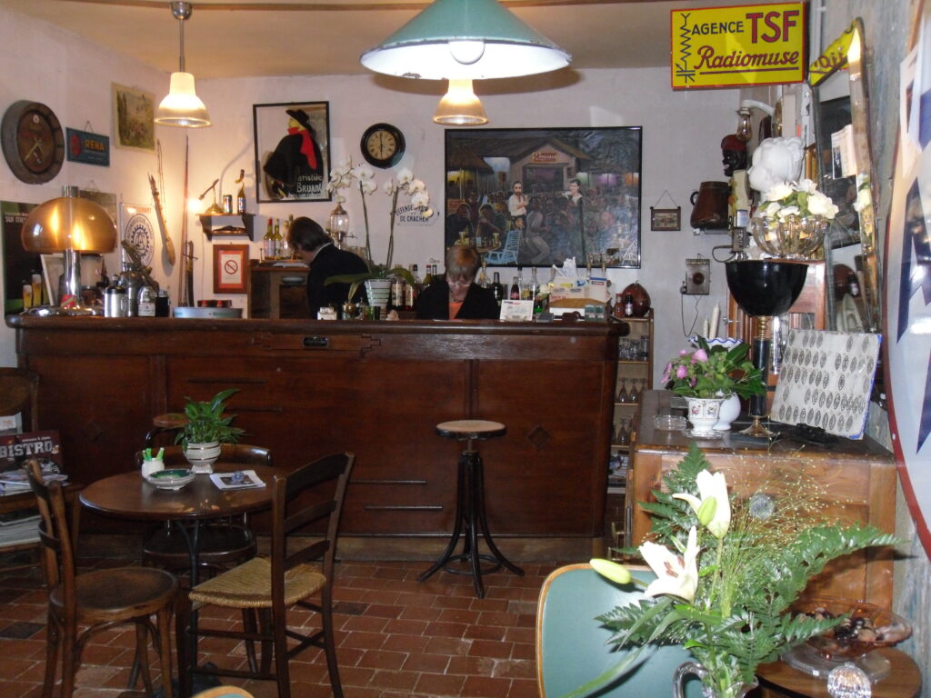 Café brocante Colombier