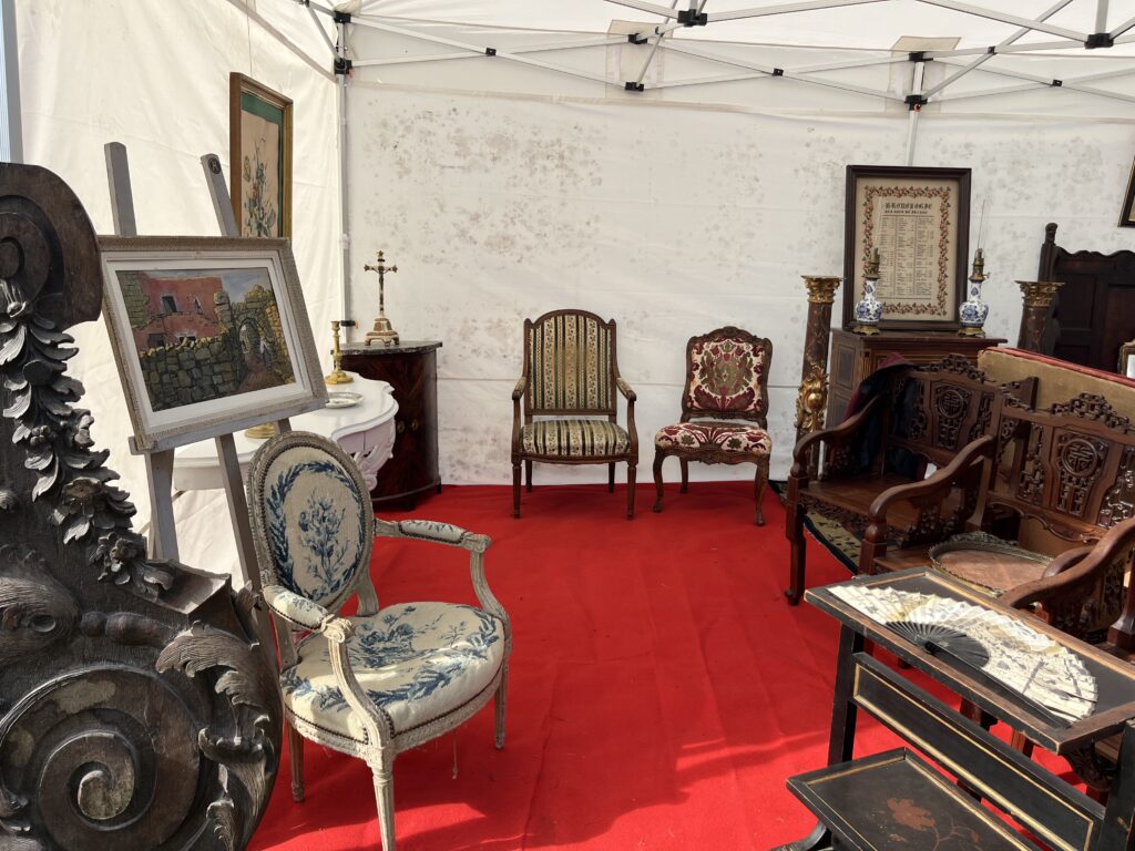 le salon des antiquaires de Ray sur saone